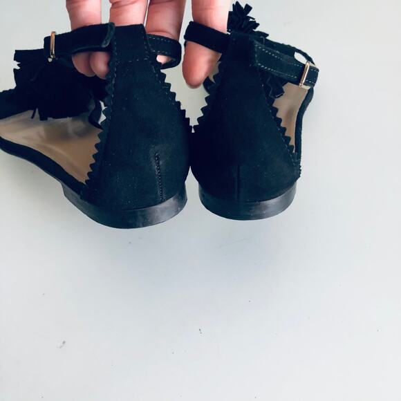 J. Crew Women's 7.5 Black Suede Tassel Sandal Flat T Strap Square Toe - Picture 6 of 9